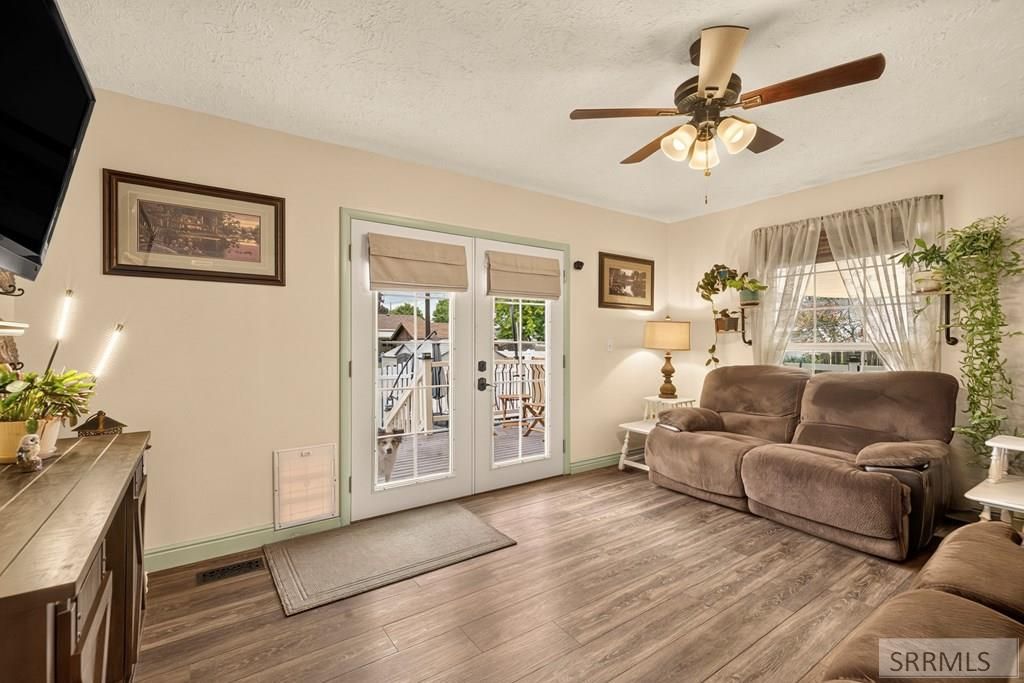 Image 19 of property listing at 275 E 23rd Street, Idaho Falls, ID 83404