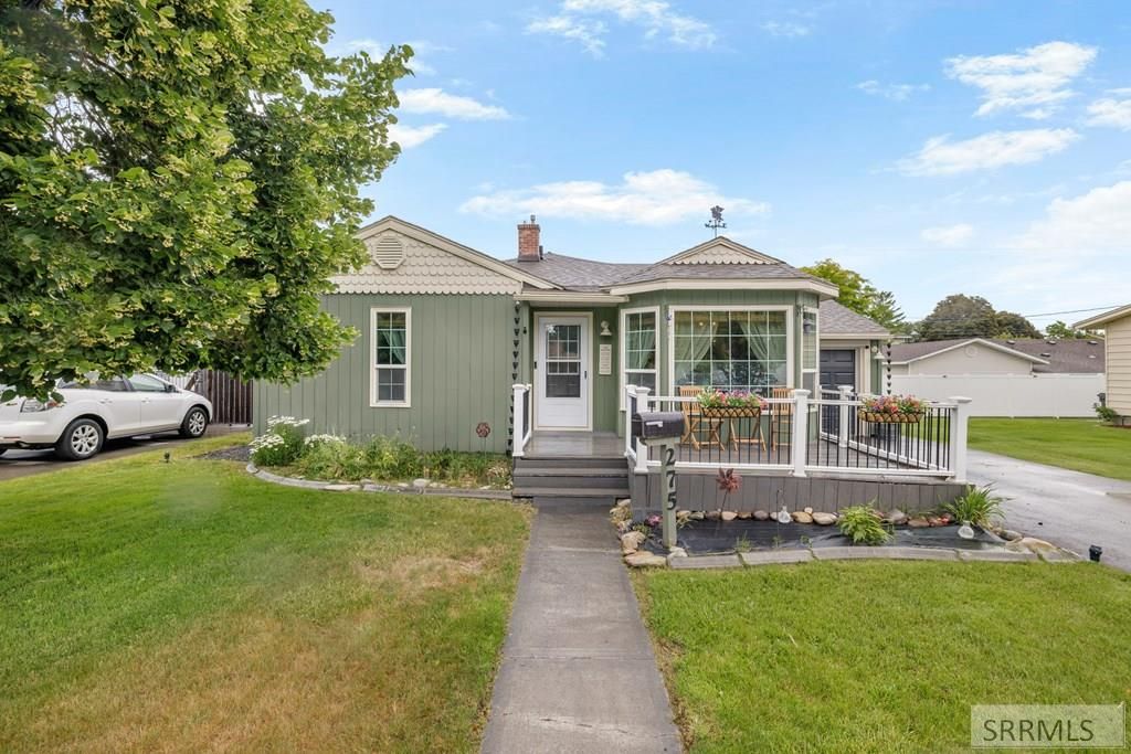 Image 2 of property listing at 275 E 23rd Street, Idaho Falls, ID 83404