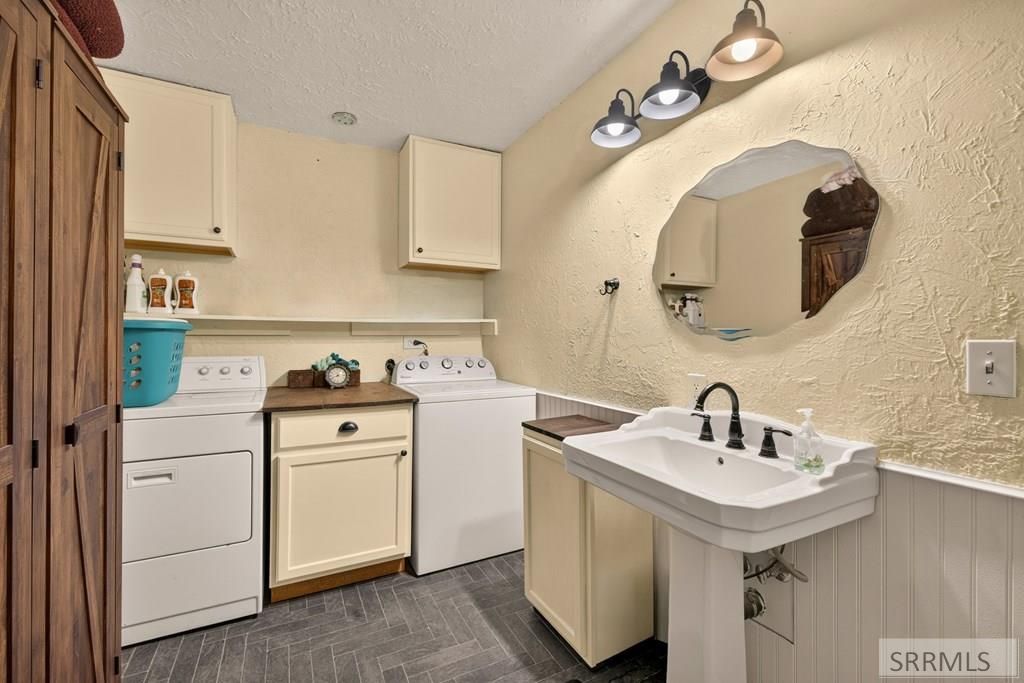 Image 28 of property listing at 275 E 23rd Street, Idaho Falls, ID 83404