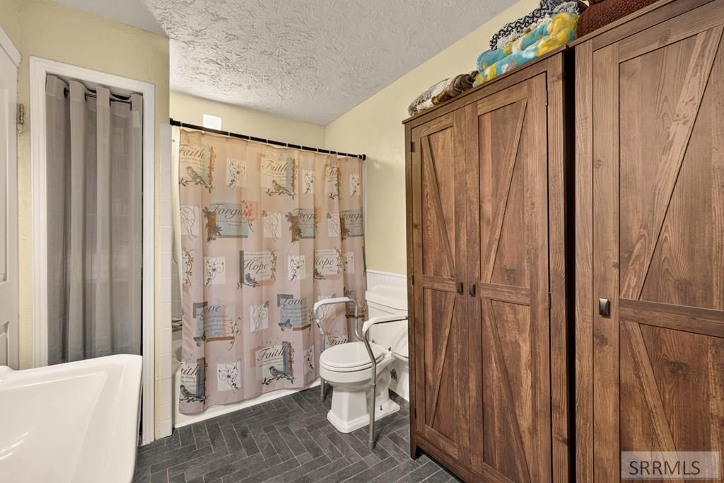 Image 30 of property listing at 275 E 23rd Street, Idaho Falls, ID 83404