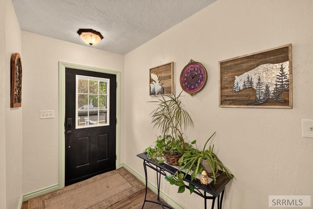 Image 5 of property listing at 275 E 23rd Street, Idaho Falls, ID 83404