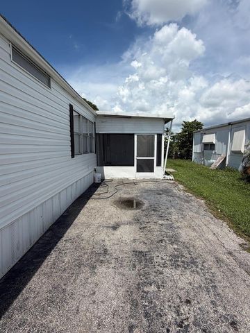 5251 SW 22ND Avenue, Dania Beach, FL 33312
