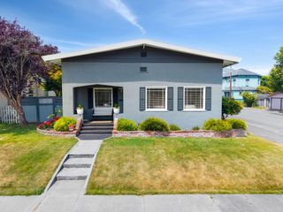 2104 G Street, Eureka, CA 95501