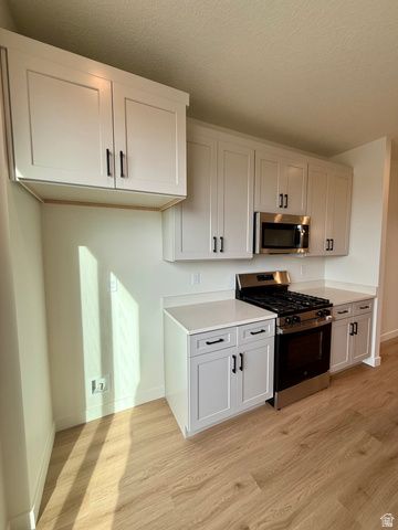 1664 N 1600 W, Layton, UT 84041