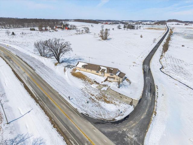 N9601 Wiley ROAD, Watertown, WI 53094