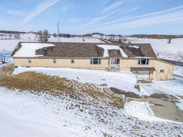 N9601 Wiley ROAD, Watertown, WI 53094