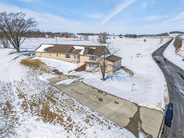 N9601 Wiley ROAD, Watertown, WI 53094