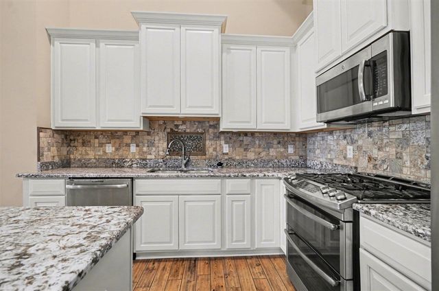 4313 Bennett Park Circle, Troy, MI 48085