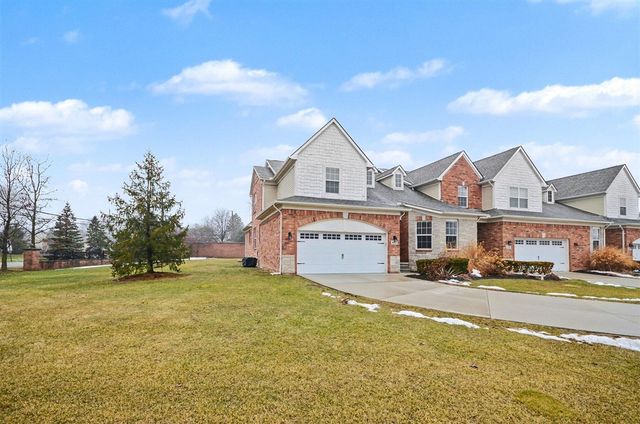 4313 Bennett Park Circle, Troy, MI 48085