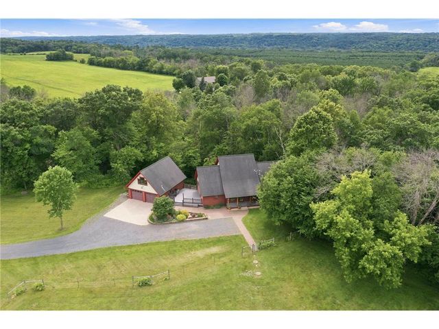 2833 50th Avenue, Osceola, WI 54020