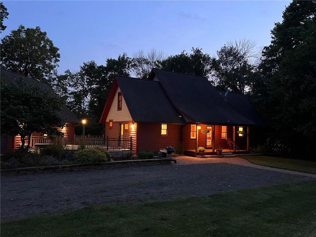2833 50th Avenue, Osceola, WI 54020