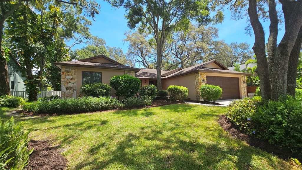 2401 COUNTRY TRAILS DRIVE, Safety Harbor, FL 34695