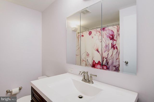 144 E ORANGE CT, Parkville, MD 21234