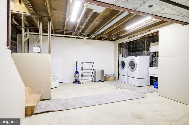 144 E ORANGE CT, Parkville, MD 21234