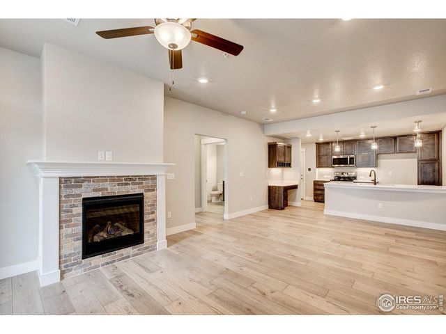265 High Point Dr E-205, Longmont, CO 80504