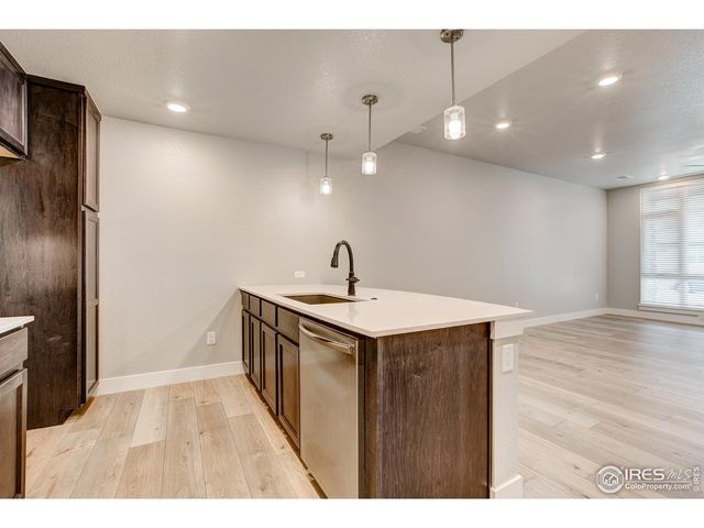 265 High Point Dr E-205, Longmont, CO 80504
