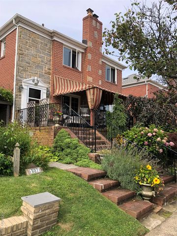 307 W Penn Street, Long Beach, NY 11561