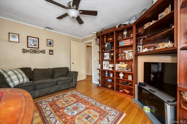 307 W Penn Street, Long Beach, NY 11561