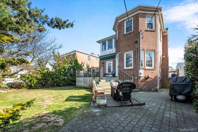 307 W Penn Street, Long Beach, NY 11561