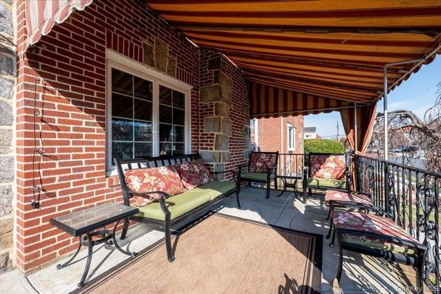 307 W Penn Street, Long Beach, NY 11561