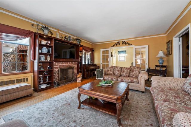 307 W Penn Street, Long Beach, NY 11561