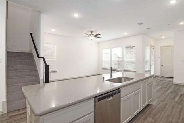 4536 English Maple Drive, Arlington, TX 76005