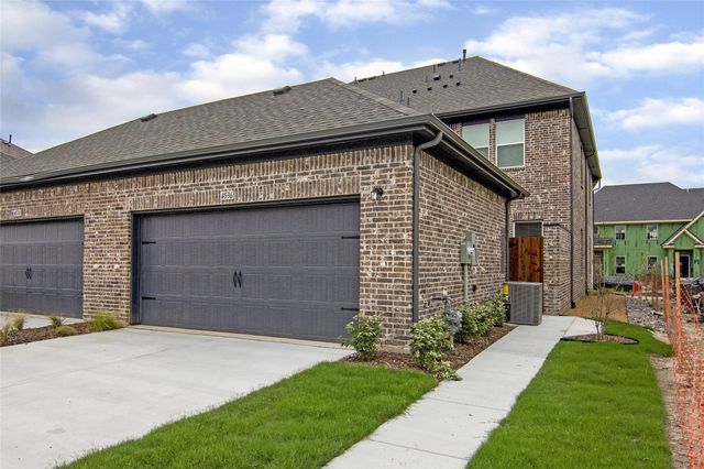 4536 English Maple Drive, Arlington, TX 76005