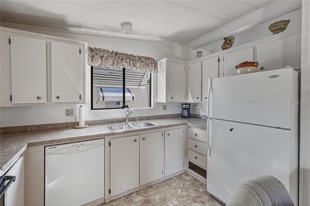 35025 MCCULLOUGHS LEAP, Zephyrhills, FL 33541