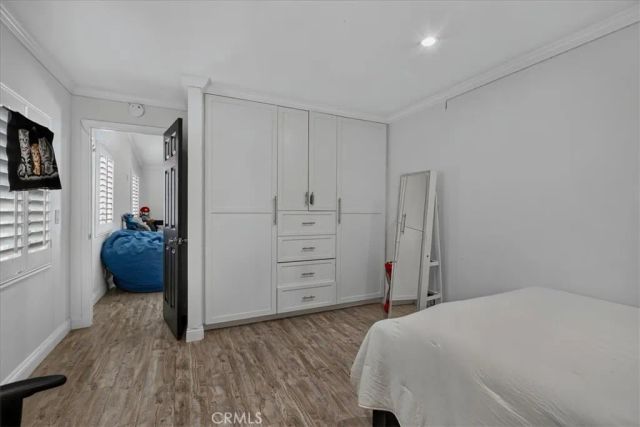 6754 S Garth, Los Angeles, CA 90056