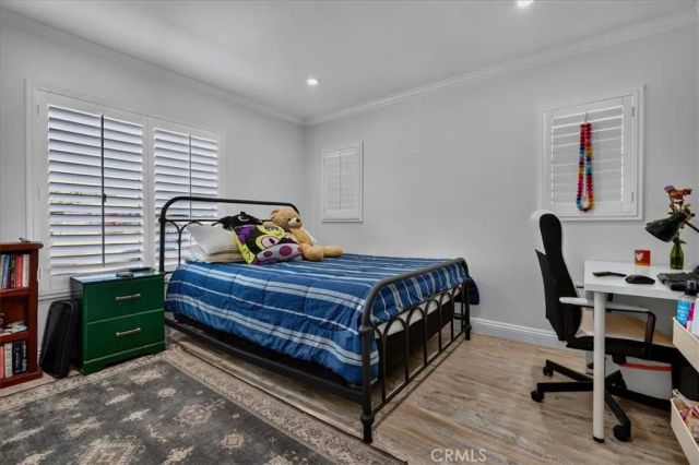 6754 S Garth, Los Angeles, CA 90056