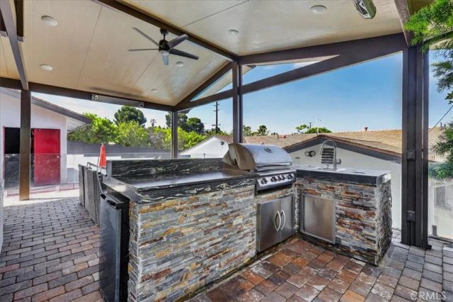 6754 S Garth, Los Angeles, CA 90056