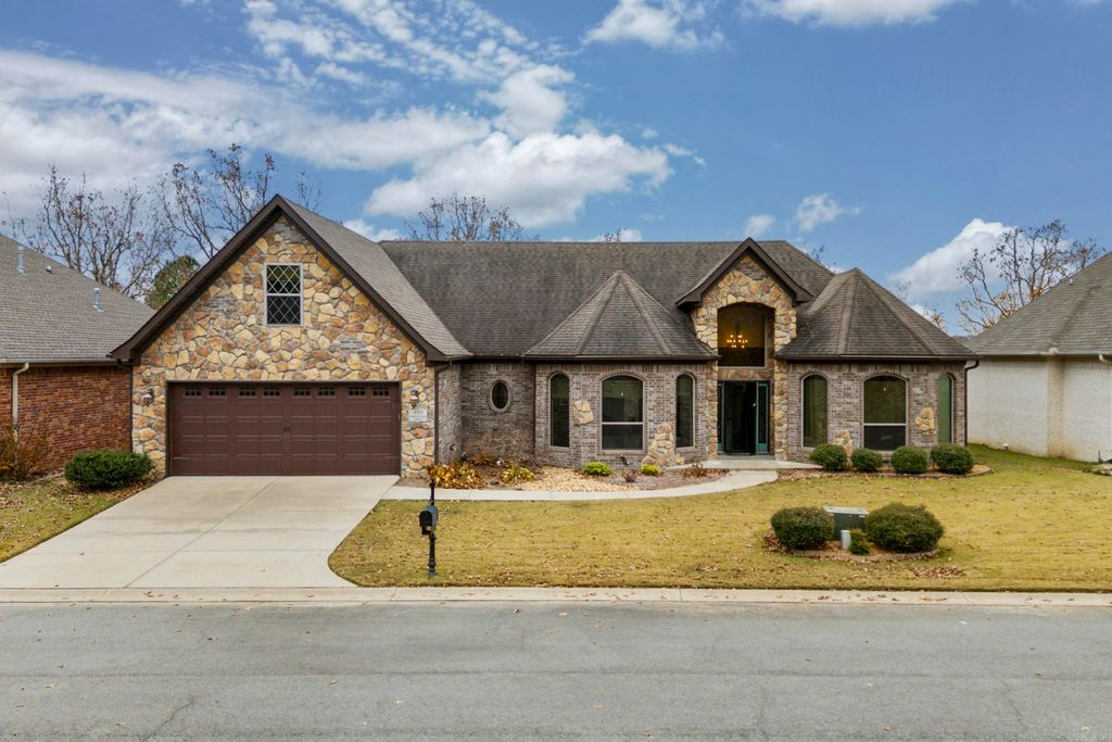 409 Cobblestone Drive, Cabot, AR 72023