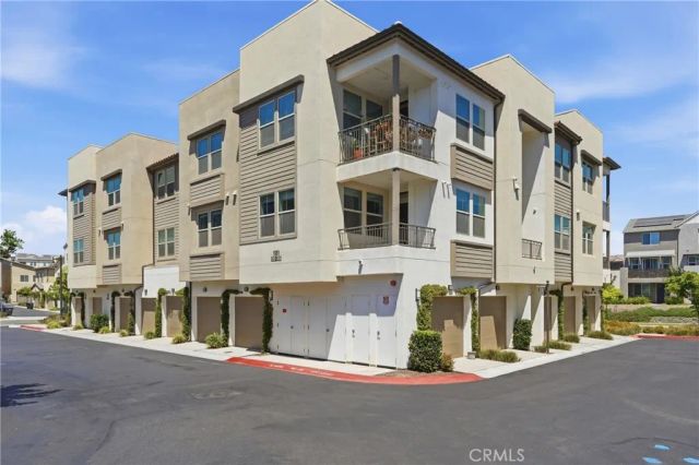 1501 Lasso 202, Rancho Mission Viejo, CA 92694