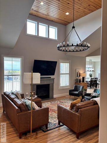3112 S Chartwell Gardens, Ammon, ID 83406