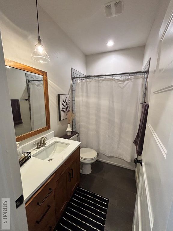 Image 25 of property listing at 3112 S Chartwell Gardens, Ammon, ID 83406