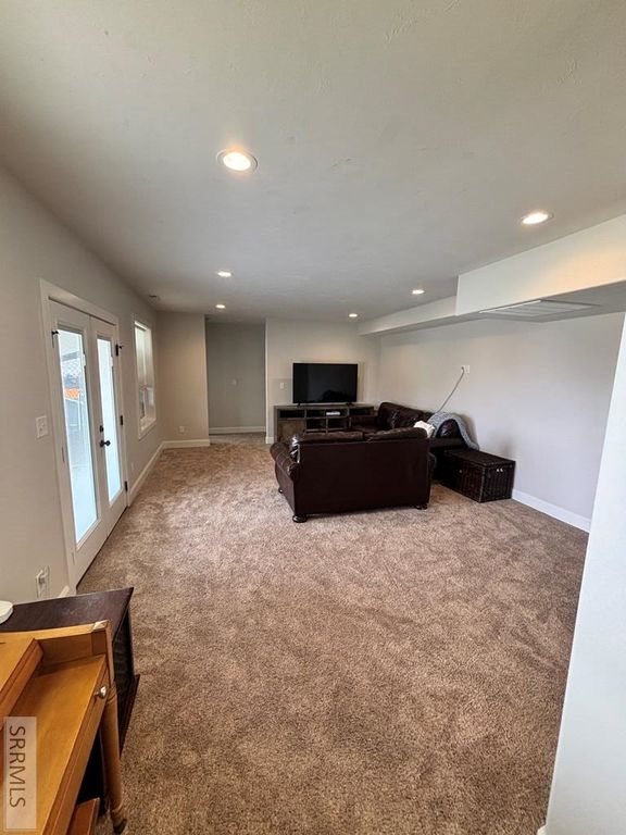Image 27 of property listing at 3112 S Chartwell Gardens, Ammon, ID 83406