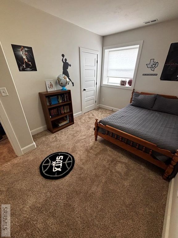 Image 32 of property listing at 3112 S Chartwell Gardens, Ammon, ID 83406