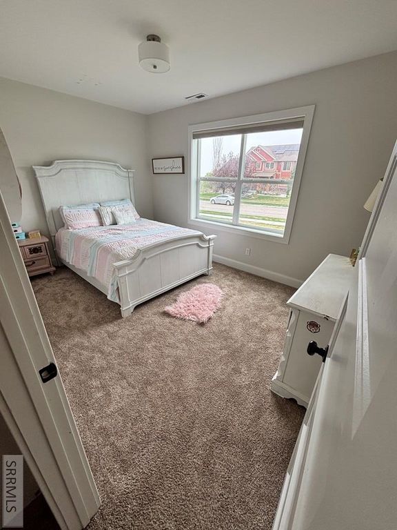 Image 33 of property listing at 3112 S Chartwell Gardens, Ammon, ID 83406