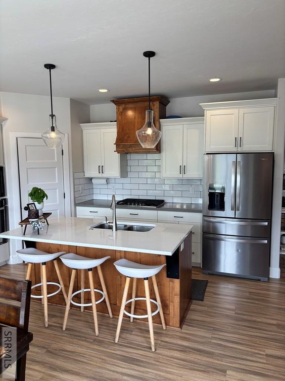 Image 9 of property listing at 3112 S Chartwell Gardens, Ammon, ID 83406