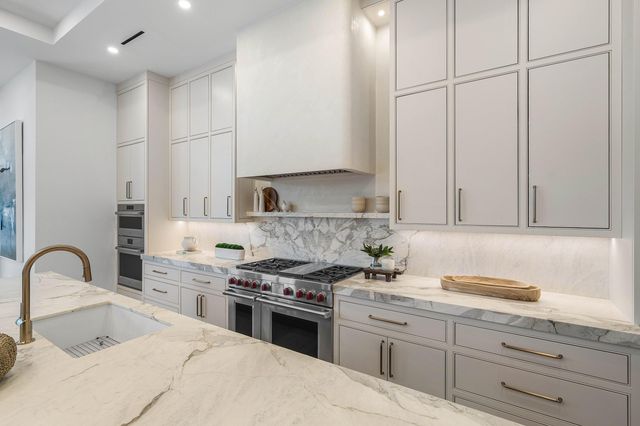 908 N Atlantic Drive, Lantana, FL 33462