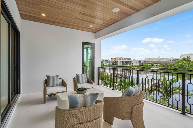 908 N Atlantic Drive, Lantana, FL 33462