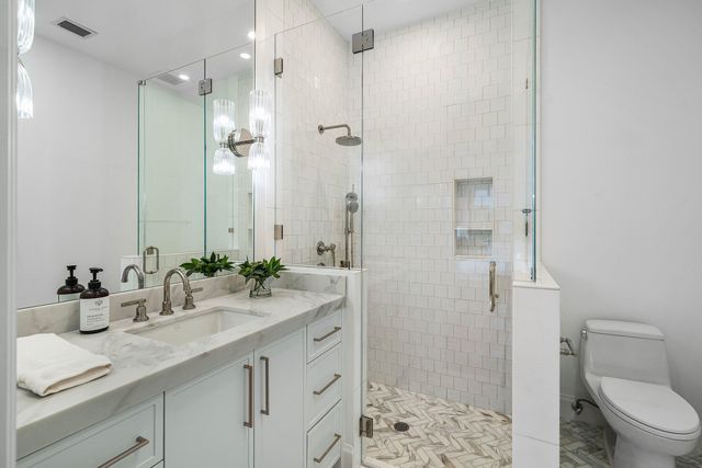 908 N Atlantic Drive, Lantana, FL 33462