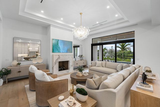 908 N Atlantic Drive, Lantana, FL 33462