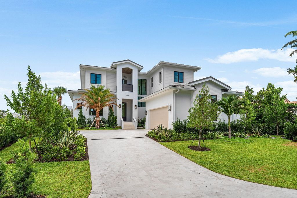 908 N Atlantic Drive, Lantana, FL 33462