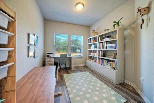 8733 Mina DR, Austin, TX 78747