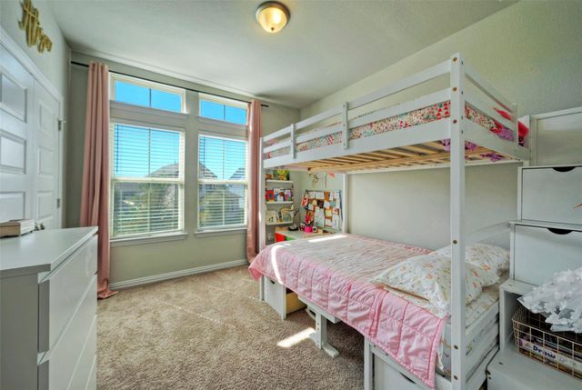 8733 Mina DR, Austin, TX 78747