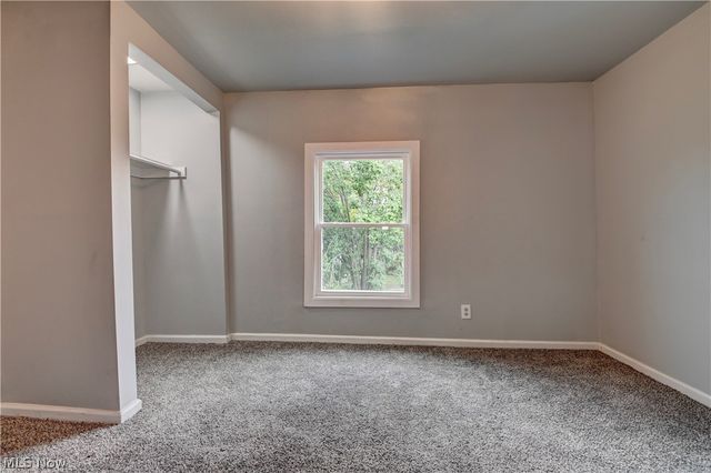 325 W Maryland Avenue, Sebring, OH 44672