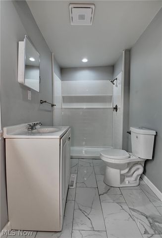 325 W Maryland Avenue, Sebring, OH 44672