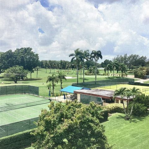 8900 Washington Blvd 415, Pembroke Pines, FL 33025