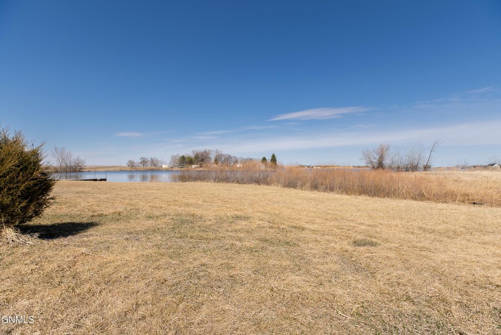 4 Shoreline Drive, Dawson, ND 58428 photo 11